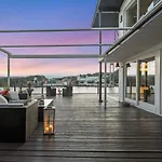 Penthouse Leilighet 200 Kvm Vakker Sjoutsikt.
