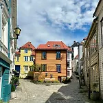 Knosesmauet Apartment