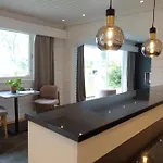 Villa Arboretet - Seaside Villa With Private Pool & Infrared Sauna In The Heart Of Arboretet, Bergen