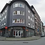 Nice Flat In The Heart Of Bergen City, 2 Bedrooms - 4 Beds