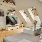 Dinbnb Apartments L 200M To Bryggen L Luxury 2 Bedroom L 2Min To Floibanen