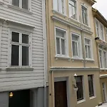 Real Bergen House From 1776