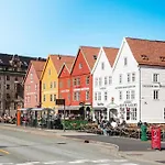 Bergen Beds Apartments - Unbeatable location!