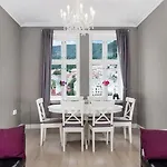 Apartment With Beautiful View To Bryggen