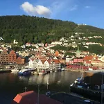 Apartment With Beautiful View To Bryggen