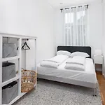 Engen Apartments