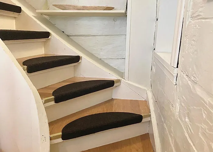 Charming Bergen House, Rare Historic House From 1779, Whole House