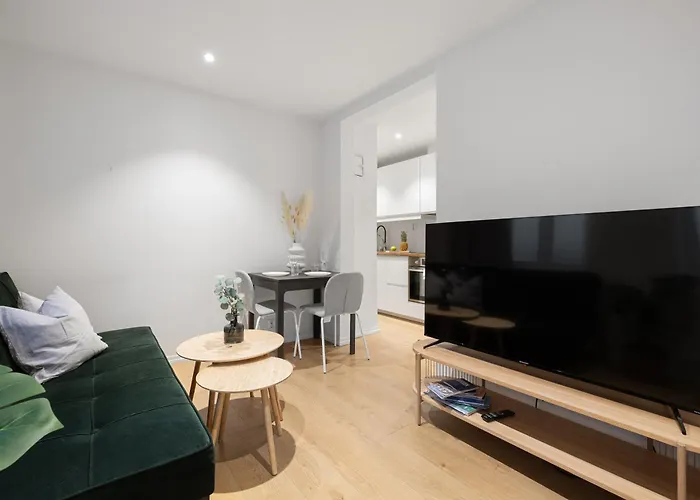 5Min To Bryggen - Renovated - Budget Friendly