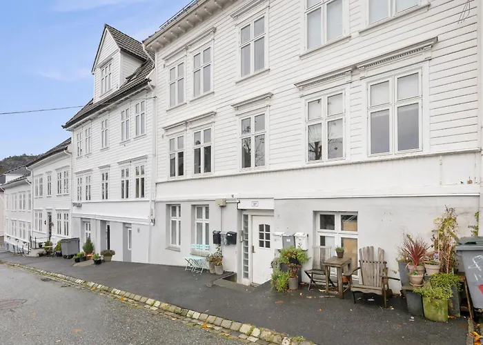 New Sandviken Apartment With Stunning View