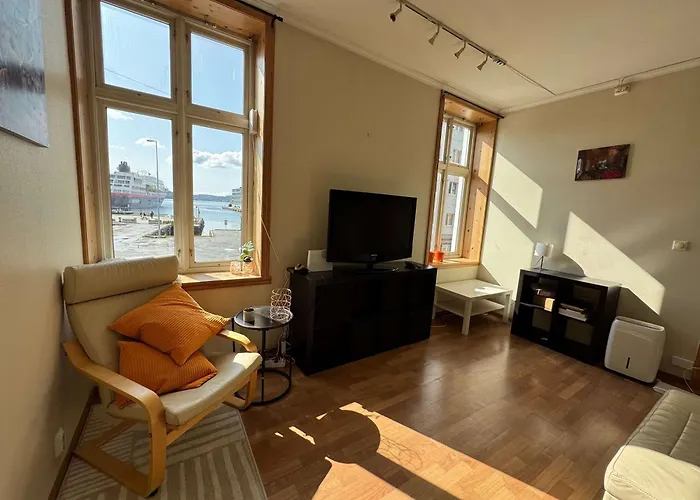 2Ng47 - Cheap Central 3Br Apartment