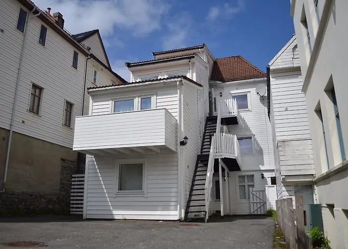 Ls Apartments