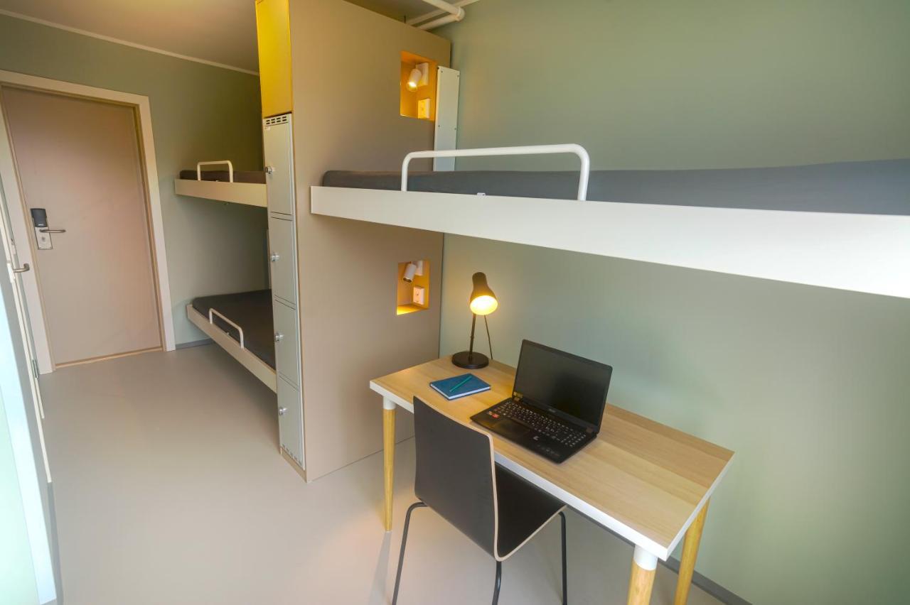 Montana Hostel