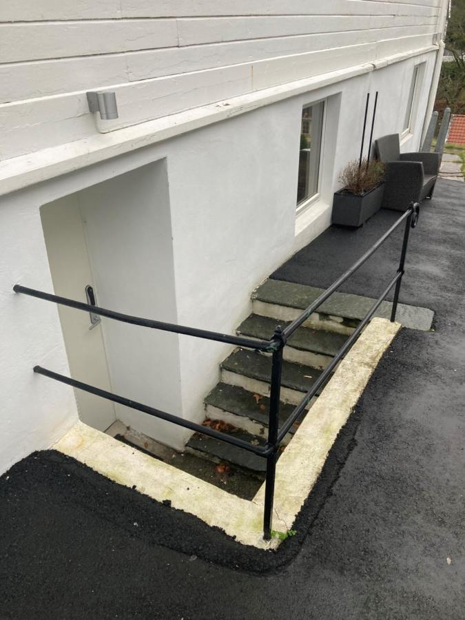 Leilighet Kjellerleilighet - Nært Haukeland Sykehus. *