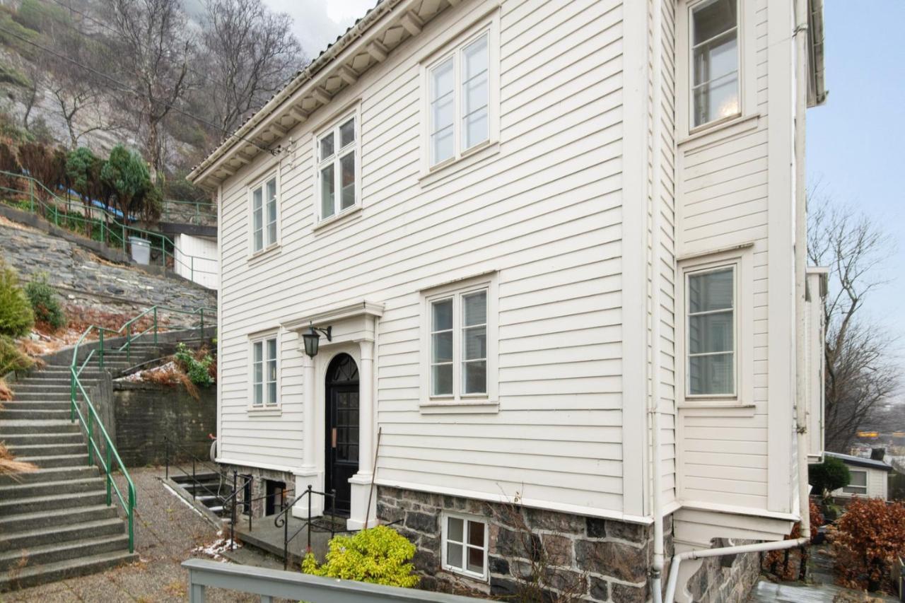 Fantastic With Great View! Bergen