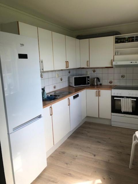 Koselig: Serene 3-room Near Apartment *