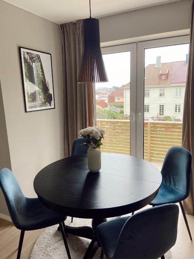 With Two Bedrooms At Kronstad, *