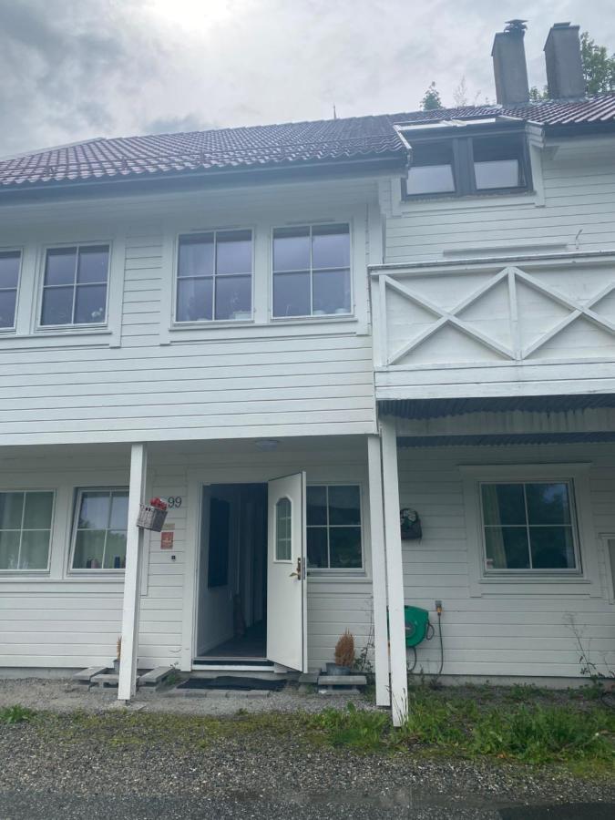 Casa La Familia Homestay Bergen