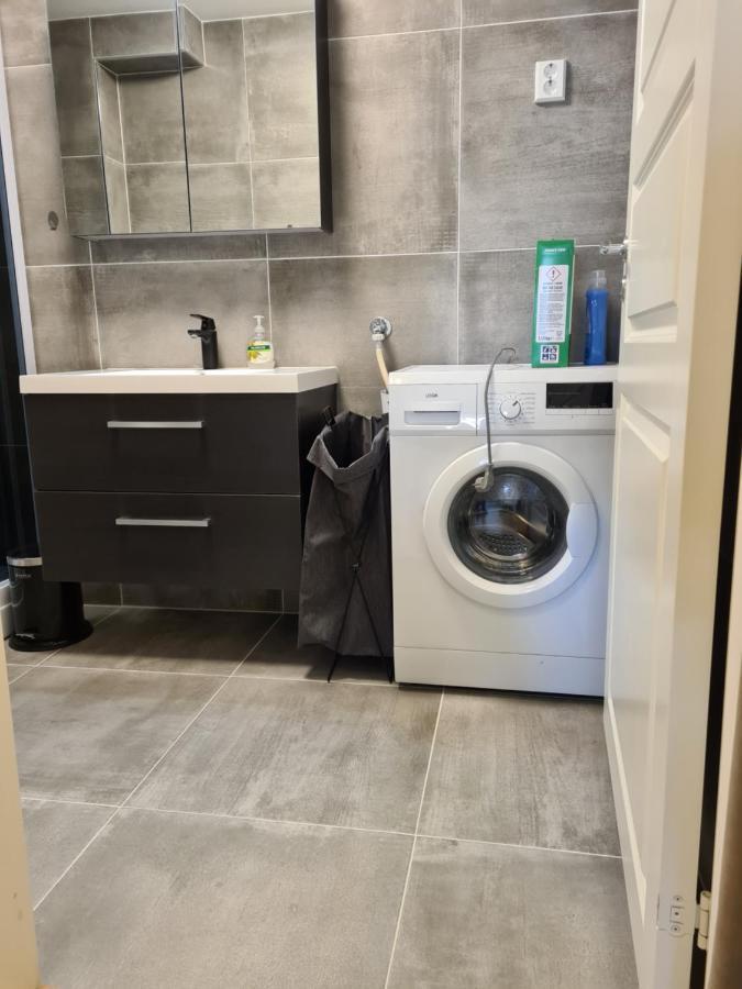 Studio Leilighet, Hoy Standar, Rett Ved Airport Appartement