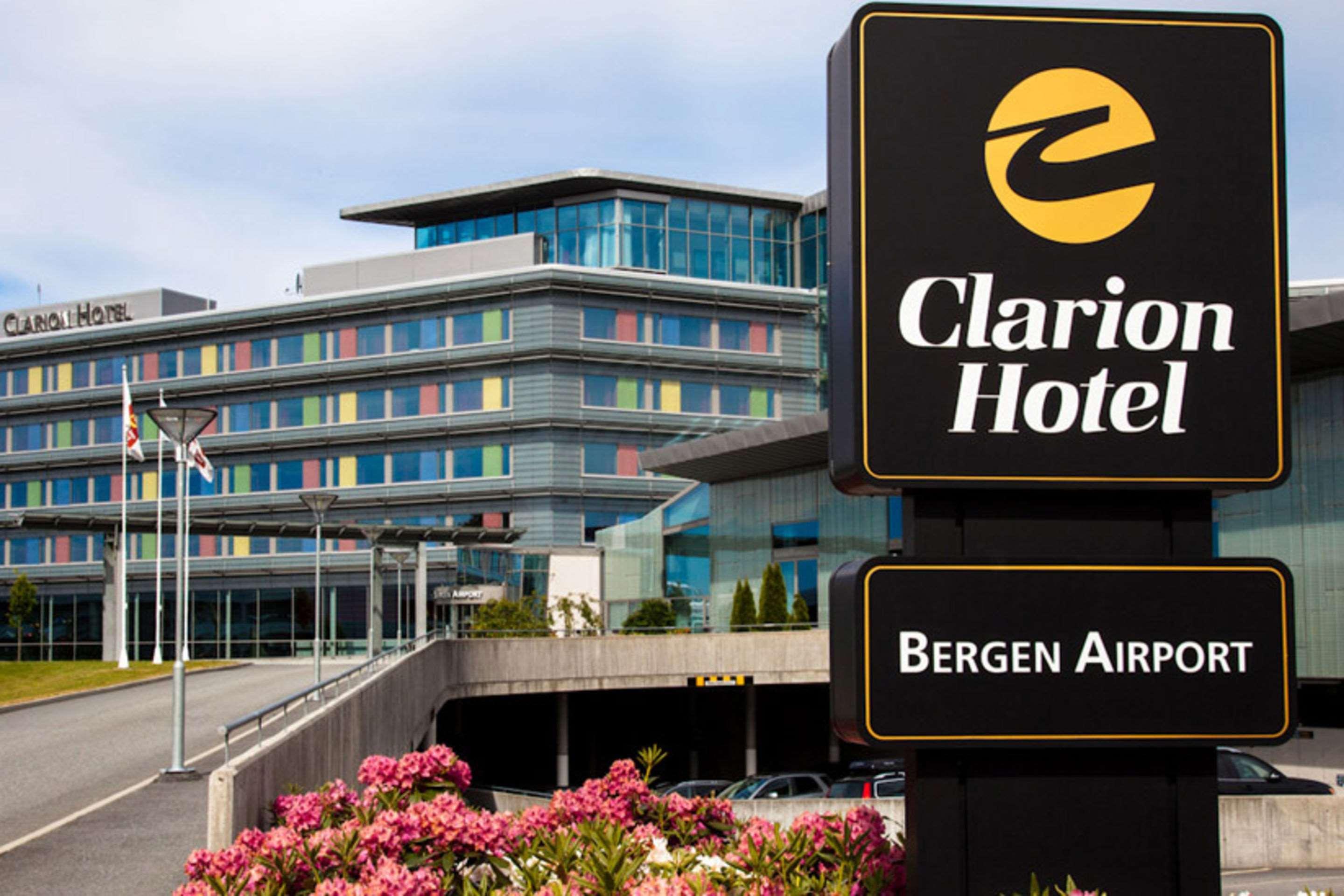 Hotel Clarion Airport 4*
