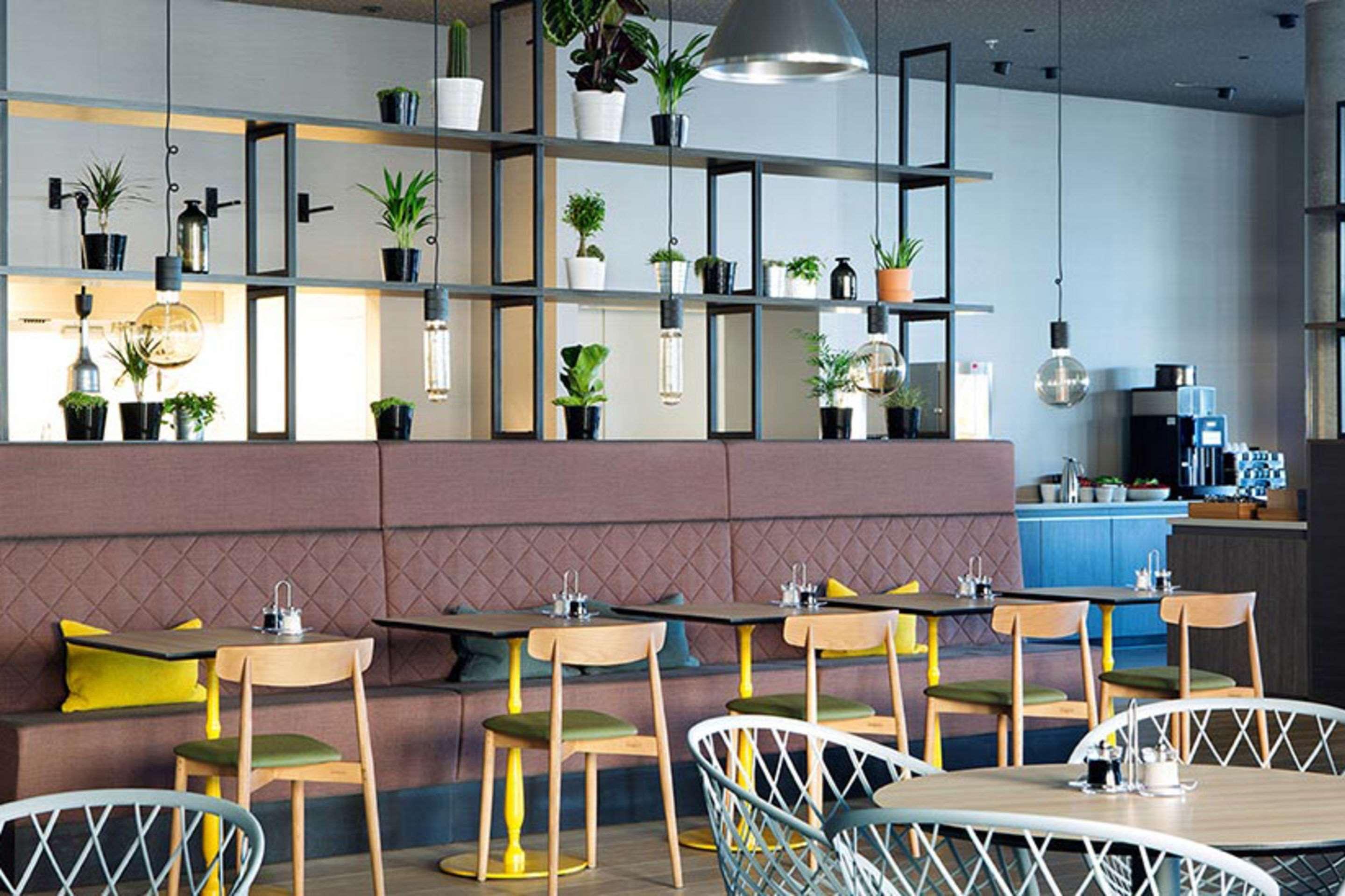 Comfort Airport Hotell 4*