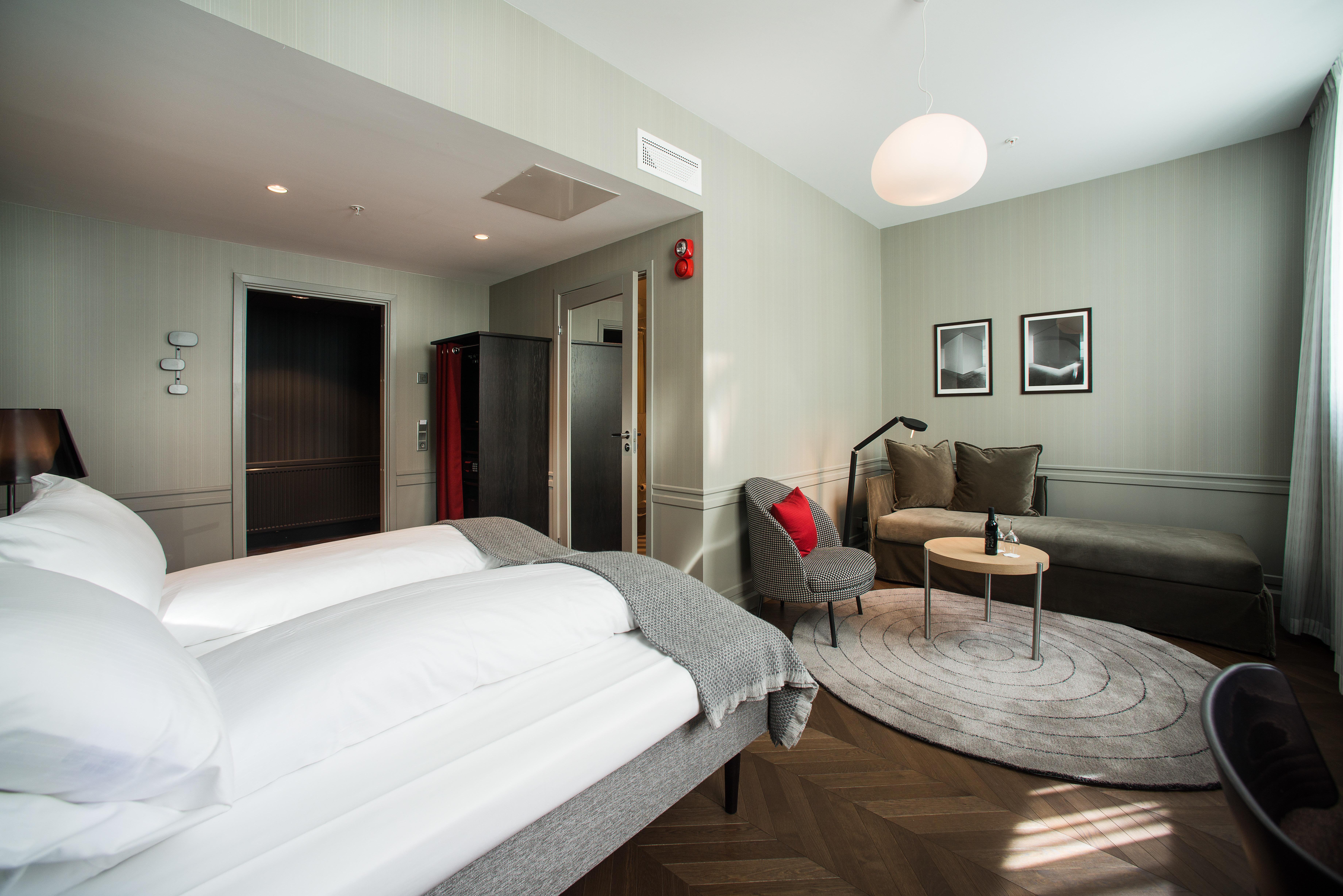 Bors Hotel