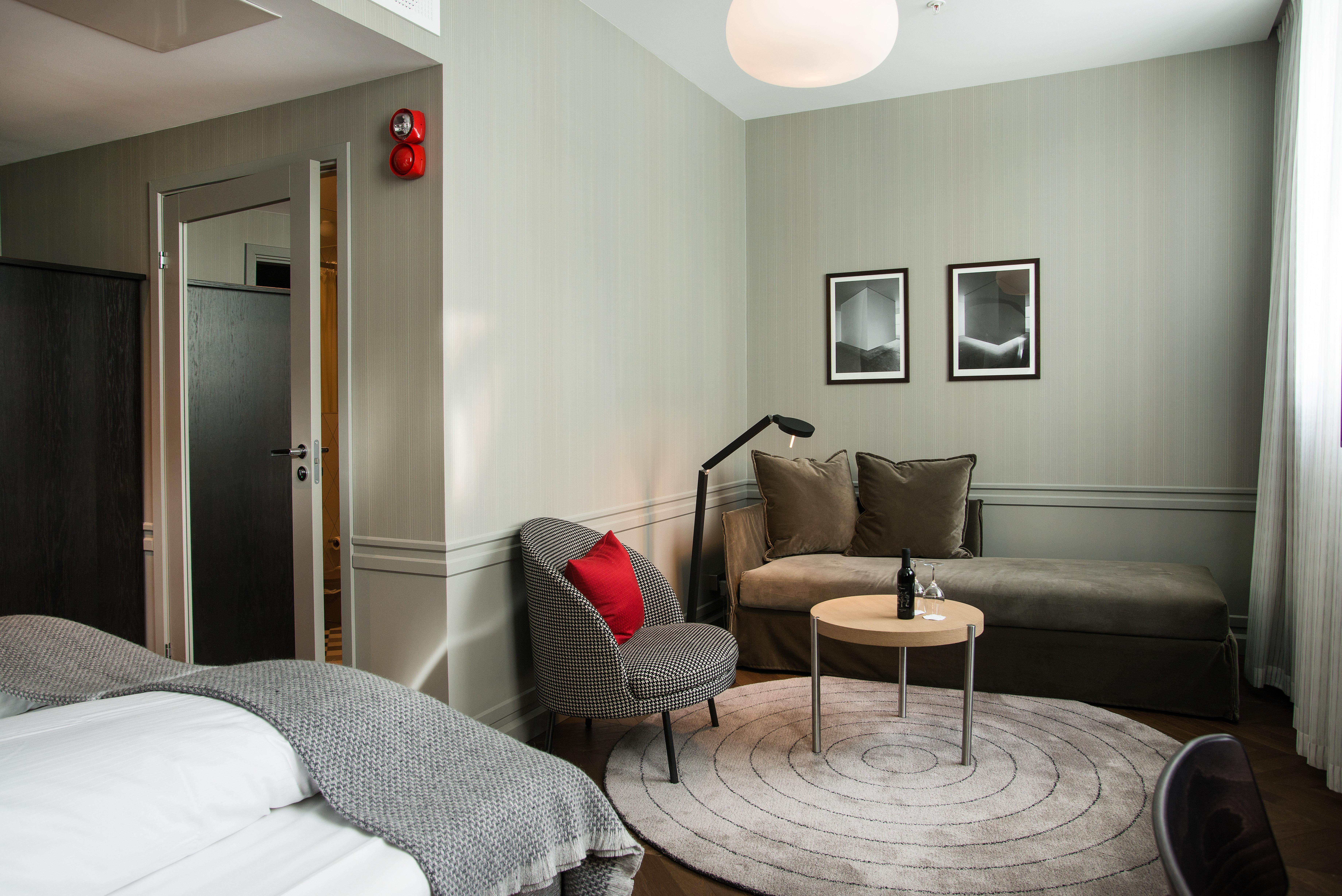 Bors Hotel