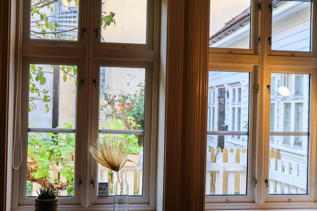 Charming House, Rare Historic House From 1779, Whole House Apartment Bergen
