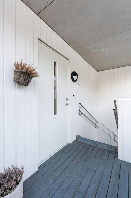 Stor Og Moderne I Indre Arna Gratis Parkering!! Apartment *