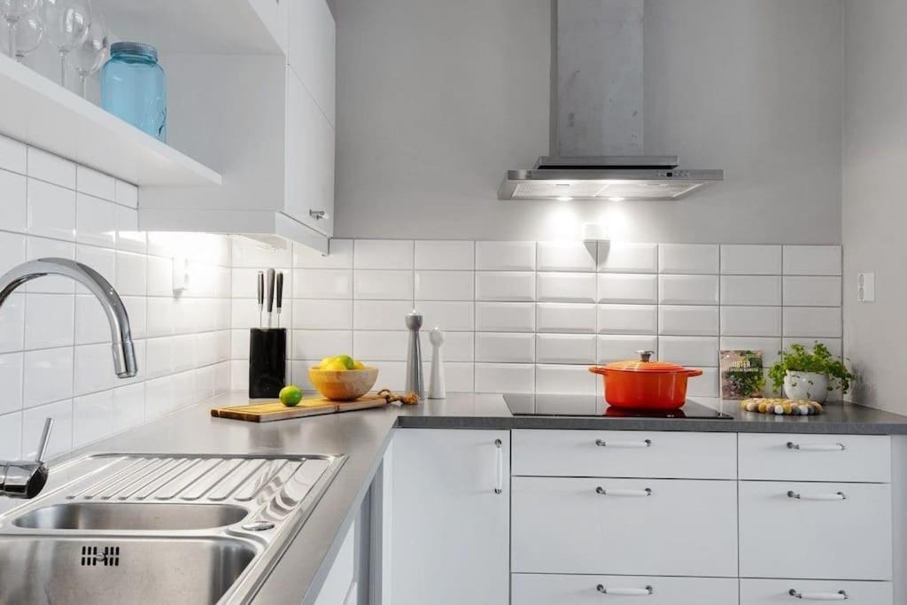 Stor Og Moderne I Indre Arna Gratis Parkering!! * Bergen