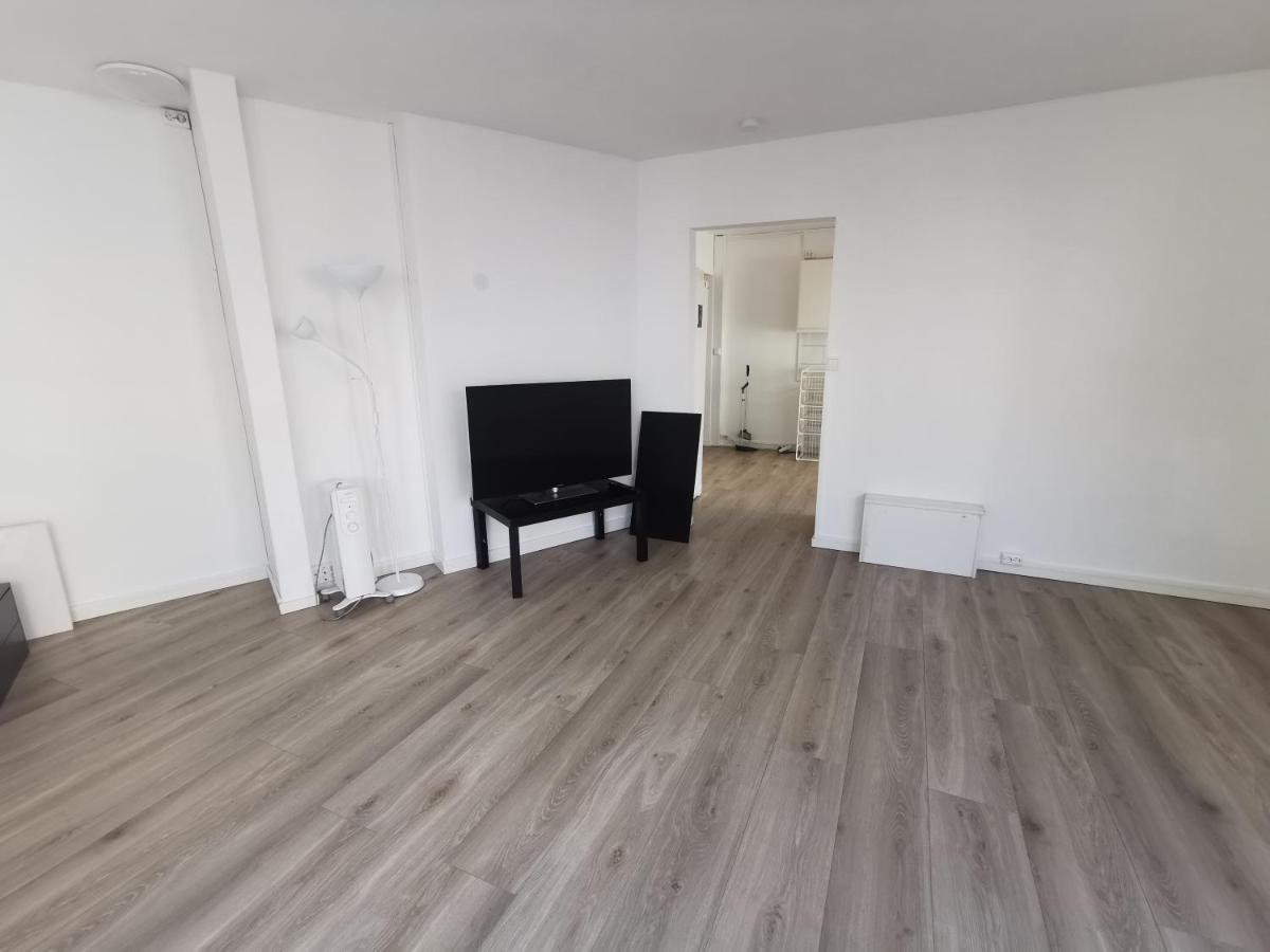 Leilighet 80 Kvm. Sentrum Apartment *