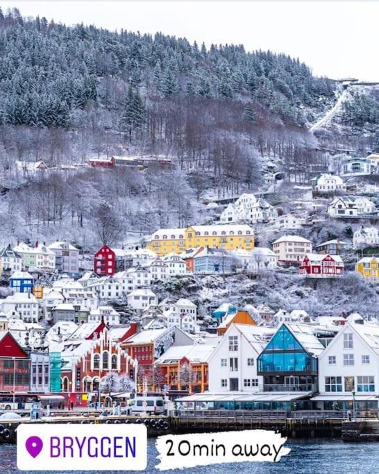 Lovely With Free Parking In Shared * Bergen