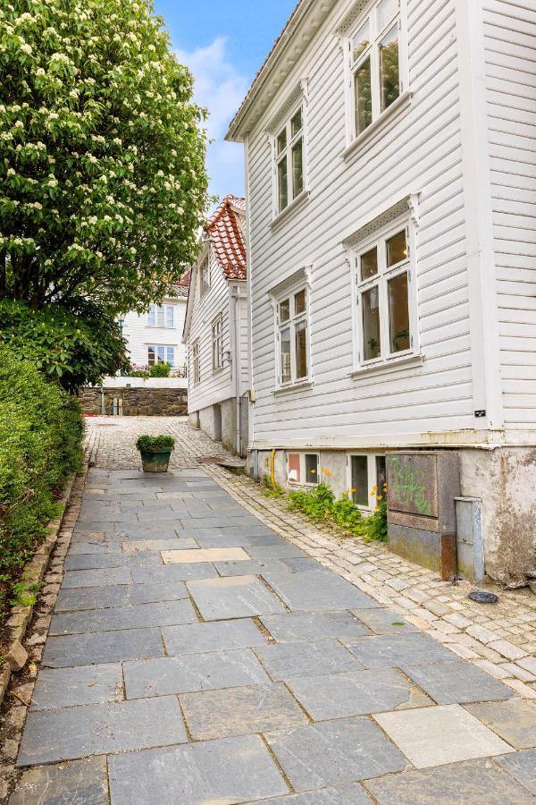 Behind Bryggen - Renovated - Budget Friendly Lägenhet Bergen
