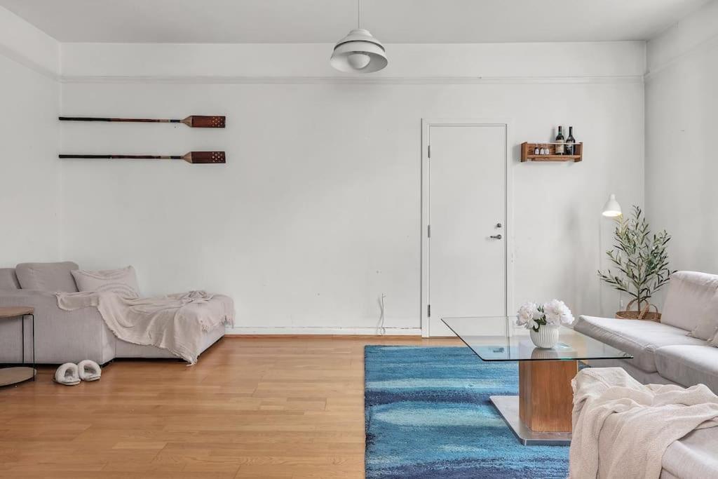 Expansive Charm: Cozy 150sqm Retreat In * Bergen