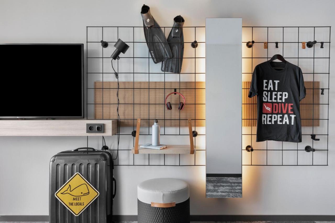 Moxy Hotel 4*