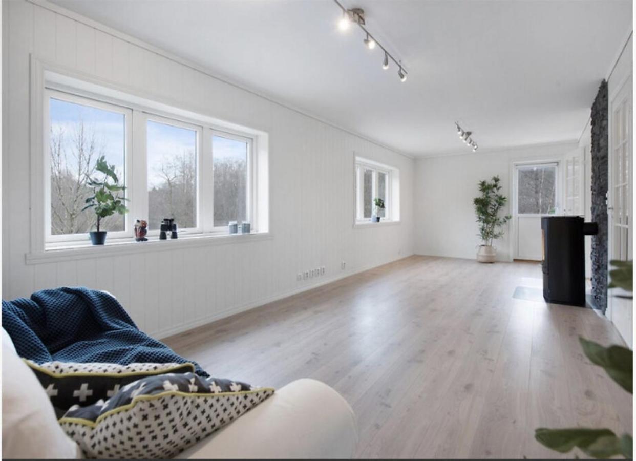 5-bedroom In Asane, Vakantiehuis *