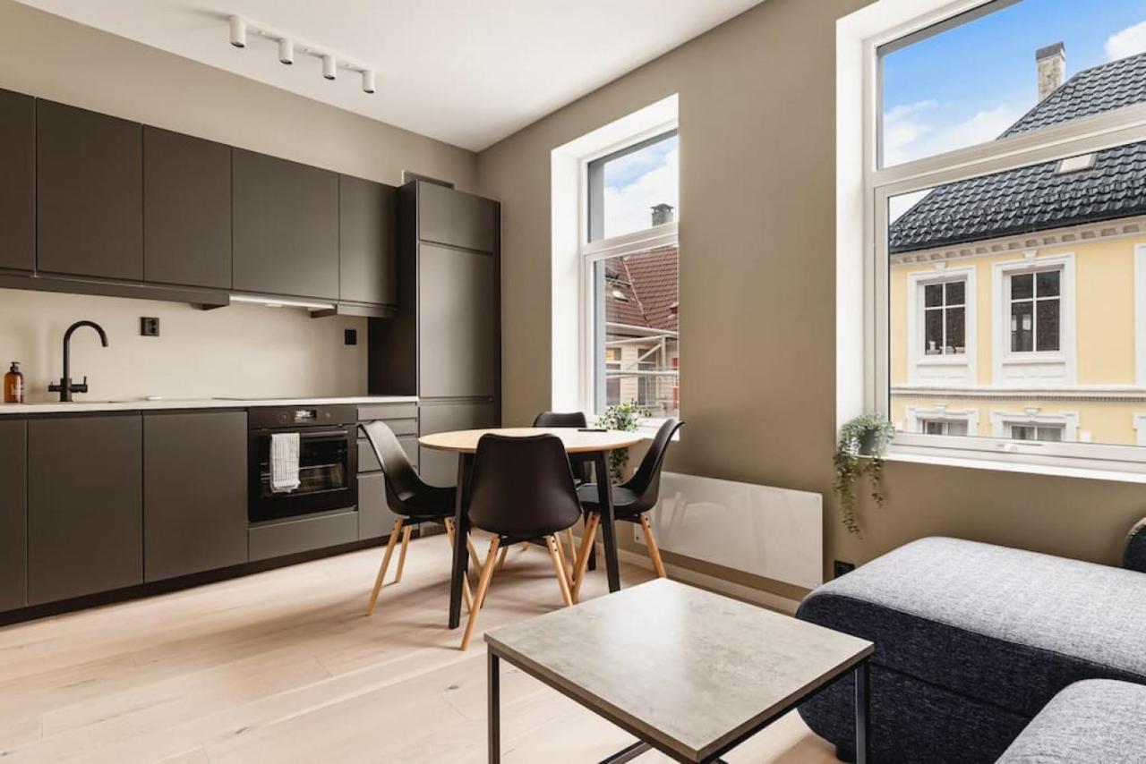 Dinbnb I New In 2023 I 600m To Bryggen Bergen