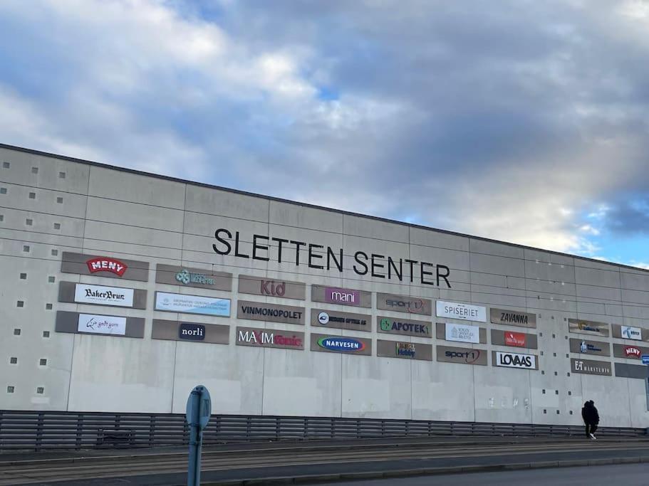 Apartment 84m2 3 Sleeping Which Direct Traffic To Airport And Center Bergen