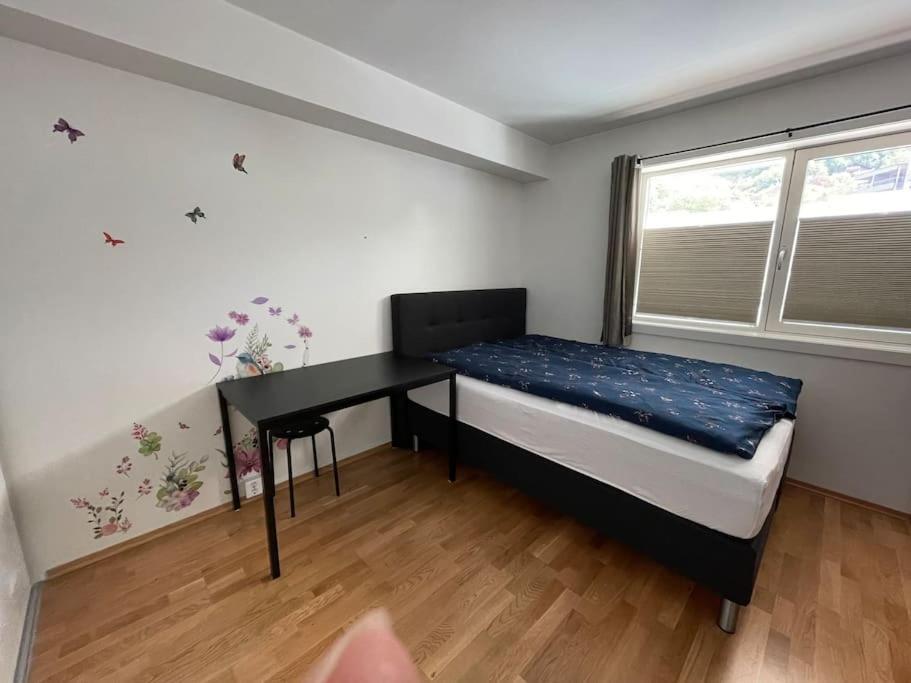 84m2 3 Sleeping Which Direct Traffic To Airport And Center Bergen
