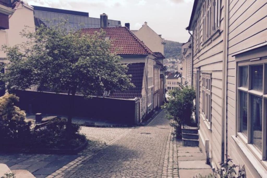 Rum i privatbostad A Double - Not A Complete - Perfect Location For Exploring The City By Walking