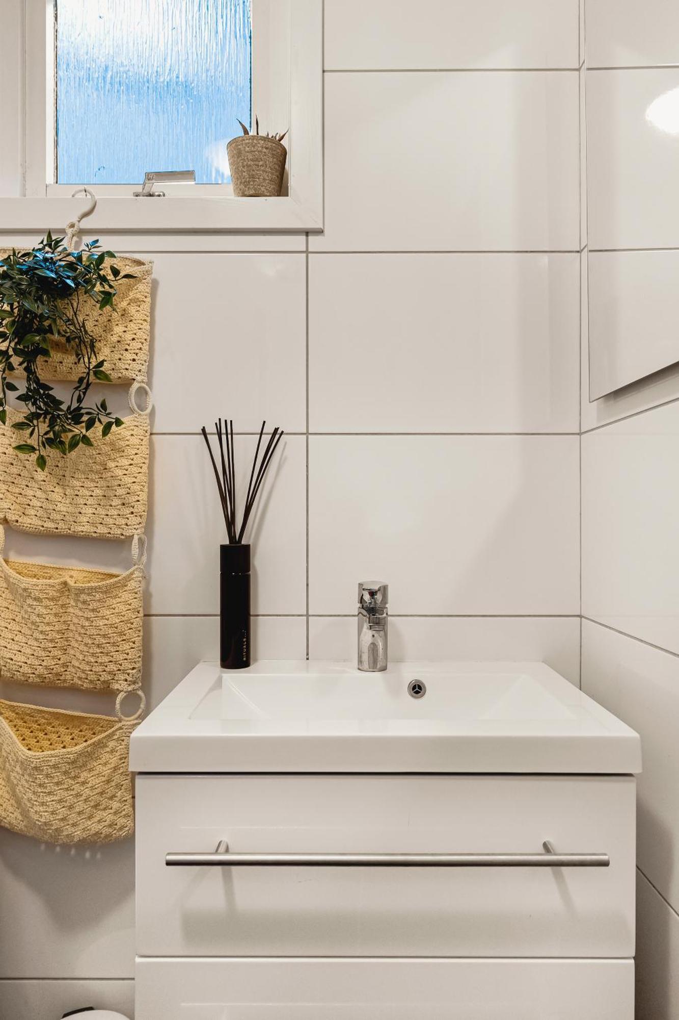 Apartment Dinbnb I Of Both Worlds I 80sqm With 2 Baths And Bathtub Bergen