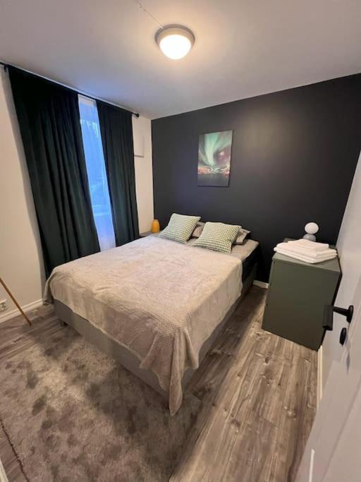 Spacious And Beautiful In With Free Parking