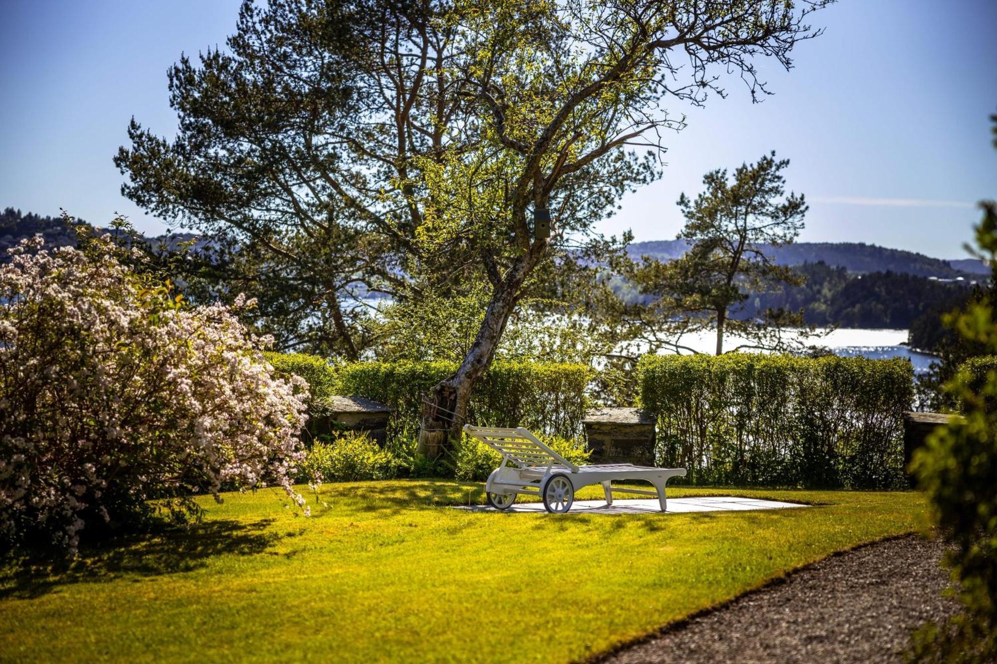 Unique Victorian With Private Coastline Bergen