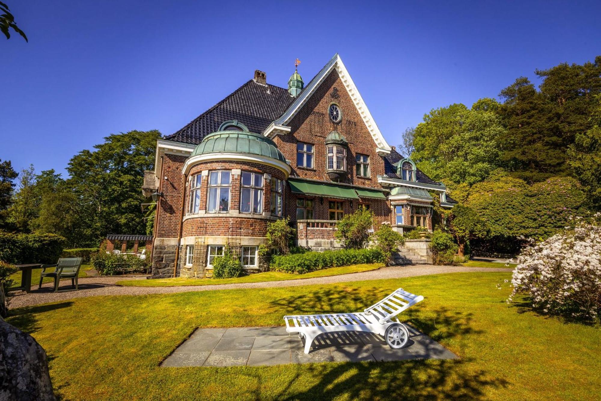 Villa Unique Victorian With Private Coastline *