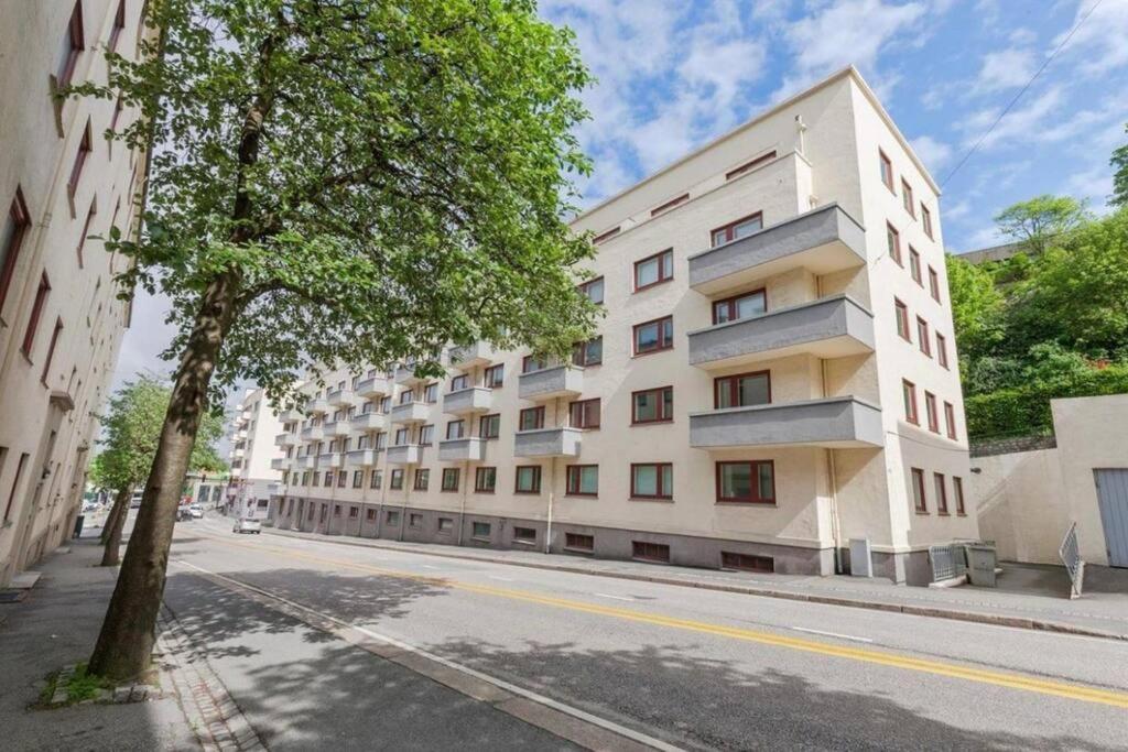 Super Cozy In The Heart Of City Apartment Bergen