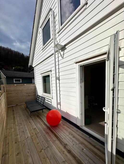 Holiday home Stort, Koselig Hus I Naturomrade *