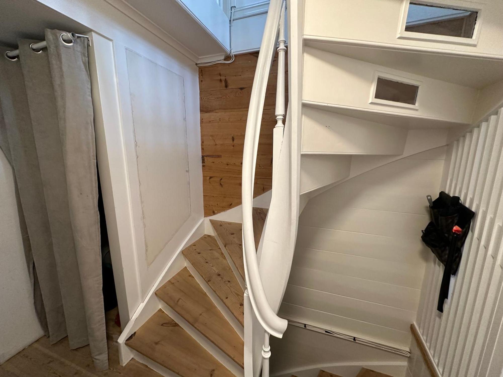 Hospedagem domiciliar Sjarmerende Bolig Like Ved Togstasjonen