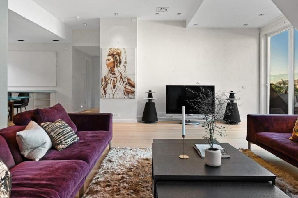 Exclusive Penthouse With Terrace Apartment *