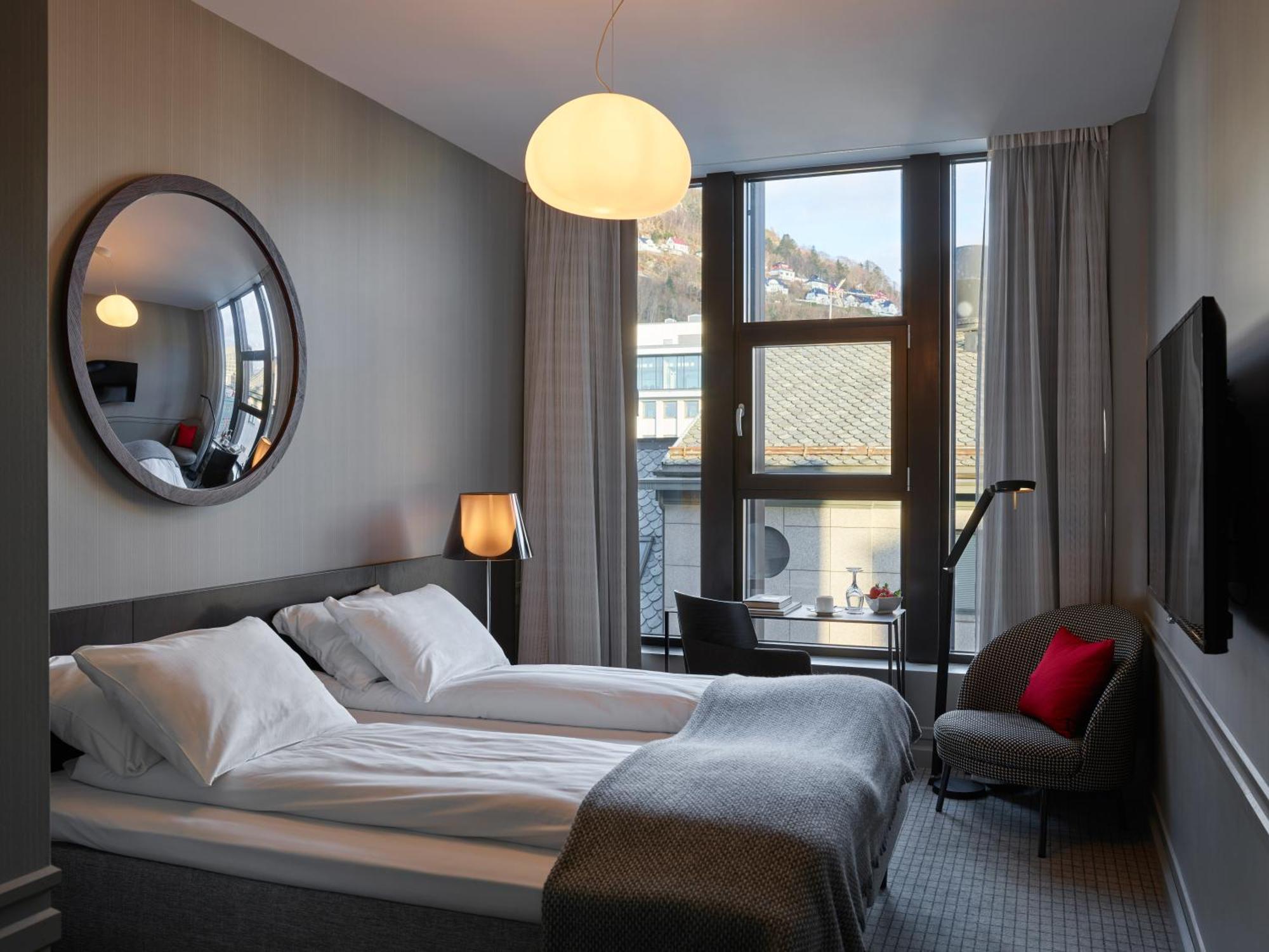 Bors Hotel