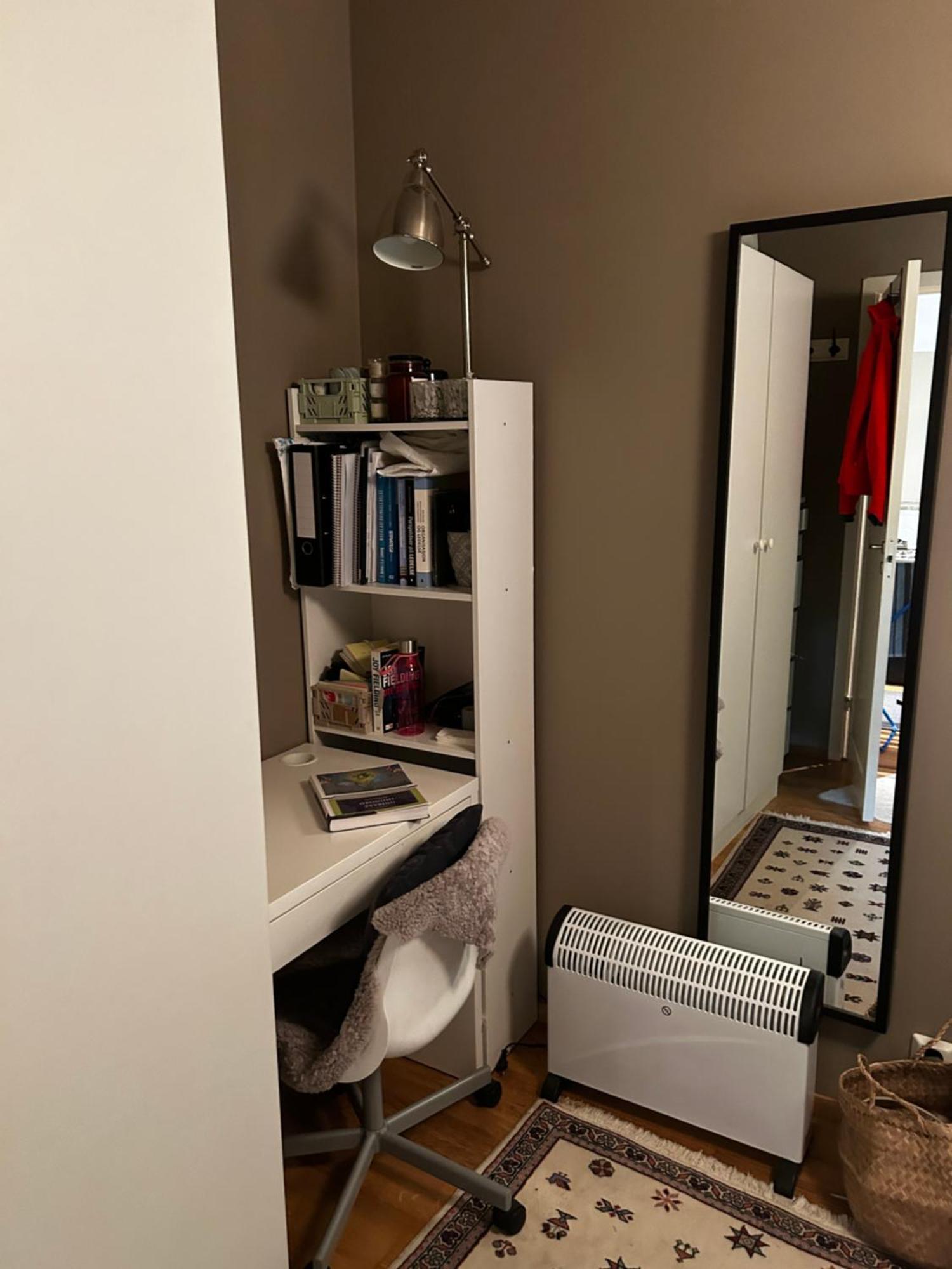 Modern In The Center Of Apartment *