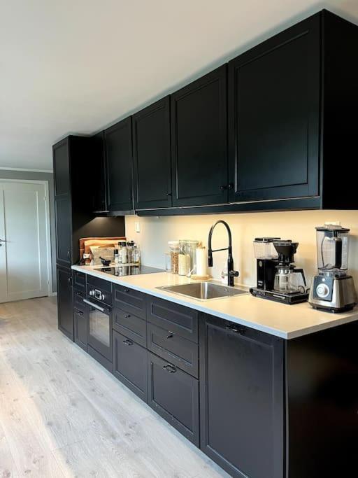 Bynaer Og Fin Leilighet, Stor Privat Terrasse! Apartment Bergen